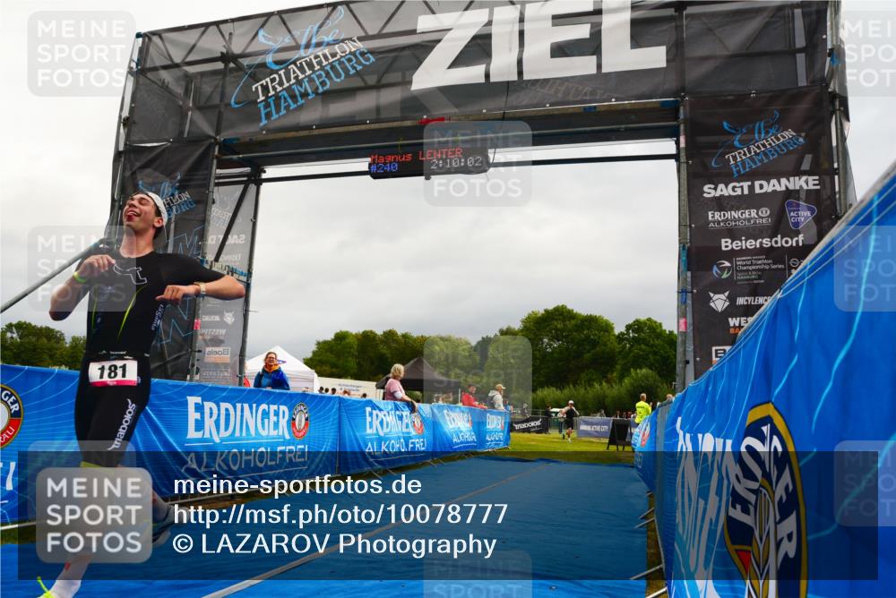 30.08.2026 - Elbe Triathlon Hamburg LAZAROV Photography http://msf.ph/oto/10078777 30.08.2026 10:10:04 Ziel 181, 240 meine-sportfotos.de