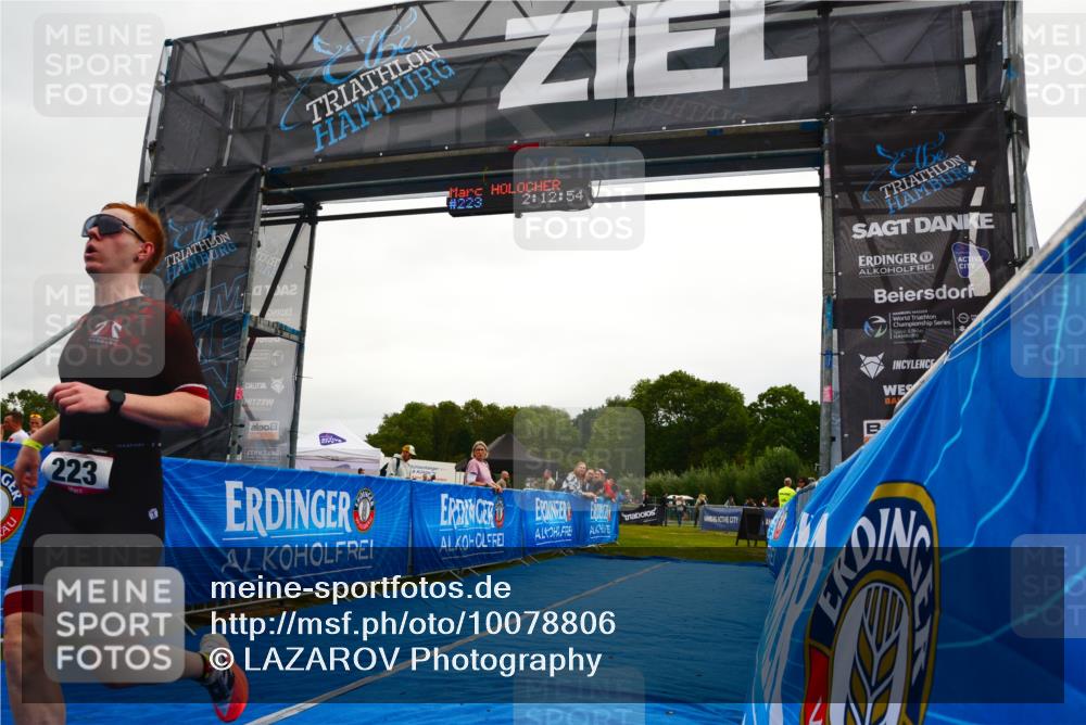 30.08.2026 - Elbe Triathlon Hamburg LAZAROV Photography http://msf.ph/oto/10078806 30.08.2026 10:12:54 Ziel 223 meine-sportfotos.de