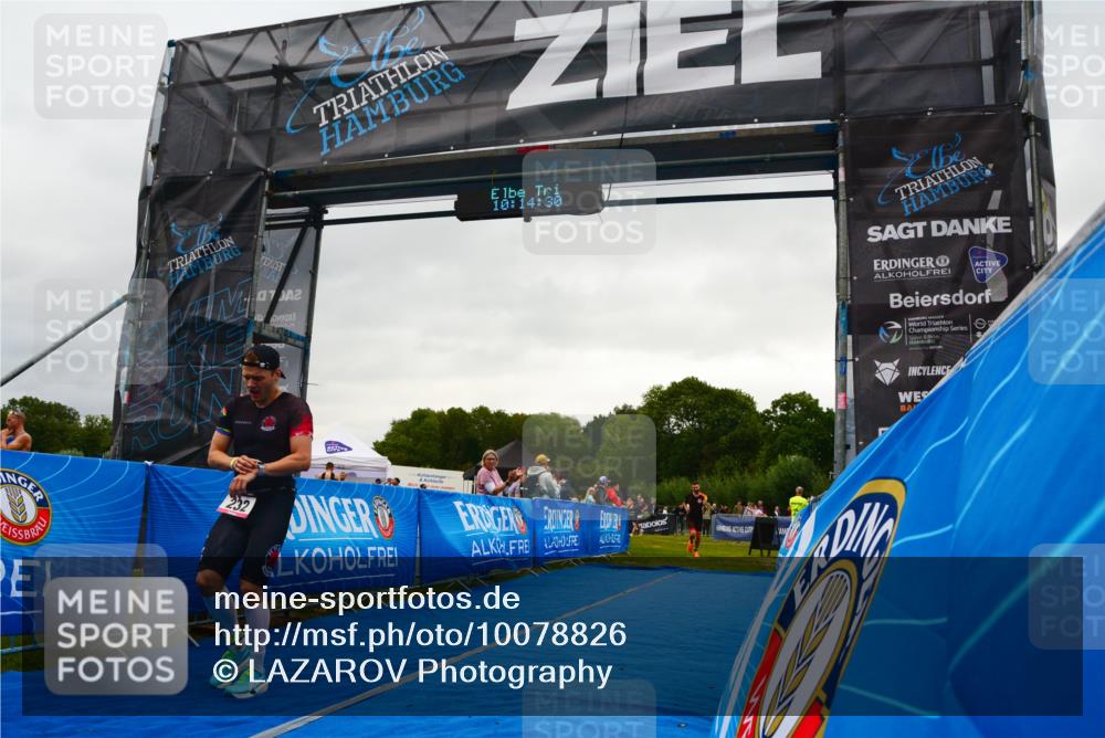 30.08.2026 - Elbe Triathlon Hamburg LAZAROV Photography http://msf.ph/oto/10078826 30.08.2026 10:14:31 Ziel 232, 238 meine-sportfotos.de
