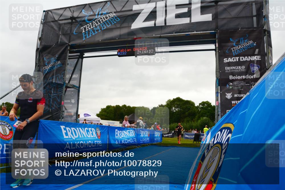 30.08.2026 - Elbe Triathlon Hamburg LAZAROV Photography http://msf.ph/oto/10078829 30.08.2026 10:14:32 Ziel 232, 238 meine-sportfotos.de