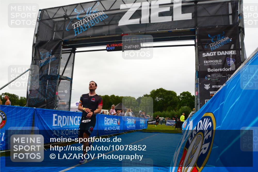 30.08.2026 - Elbe Triathlon Hamburg LAZAROV Photography http://msf.ph/oto/10078852 30.08.2026 10:17:09 Ziel 230, 309 meine-sportfotos.de