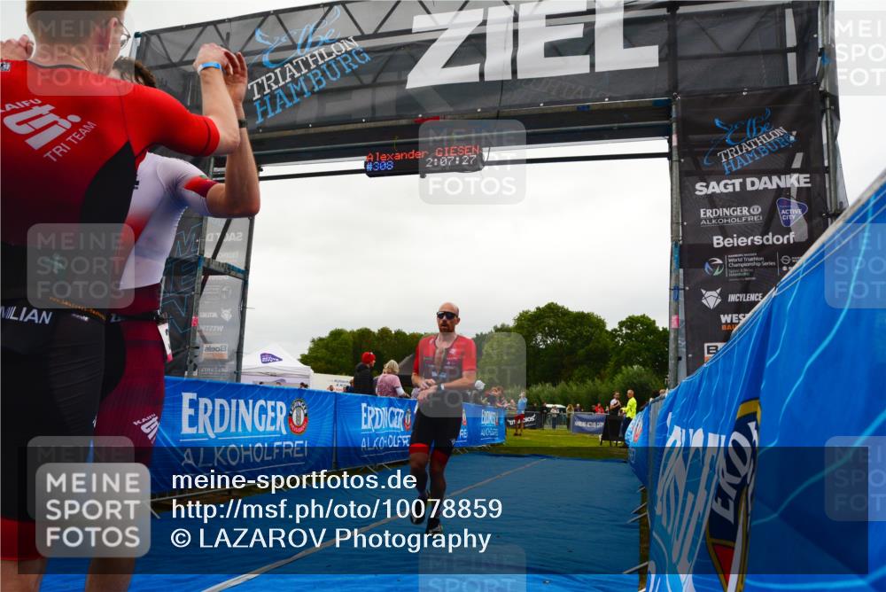 30.08.2026 - Elbe Triathlon Hamburg LAZAROV Photography http://msf.ph/oto/10078859 30.08.2026 10:17:28 Ziel 212, 308, 312 meine-sportfotos.de