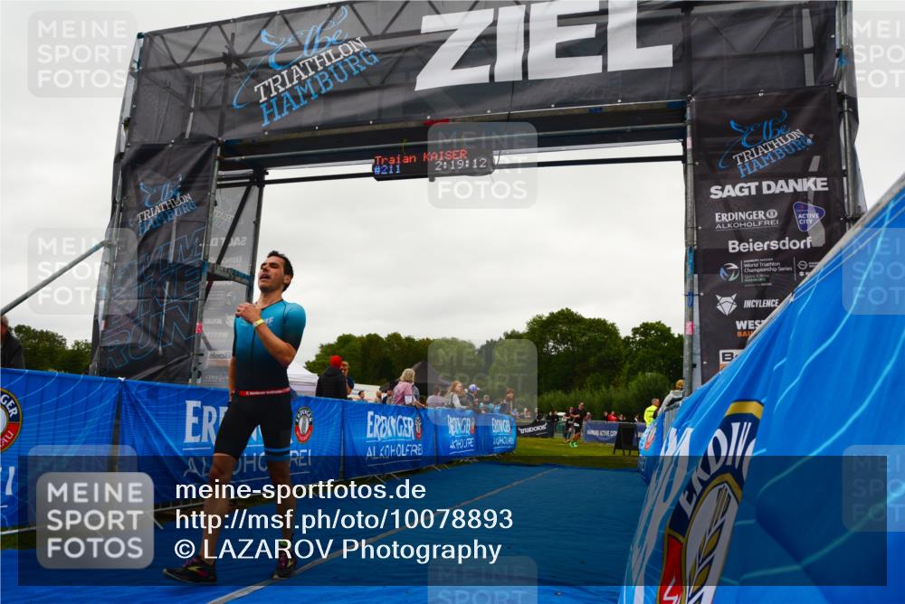 30.08.2026 - Elbe Triathlon Hamburg LAZAROV Photography http://msf.ph/oto/10078893 30.08.2026 10:19:11 Ziel 211 meine-sportfotos.de