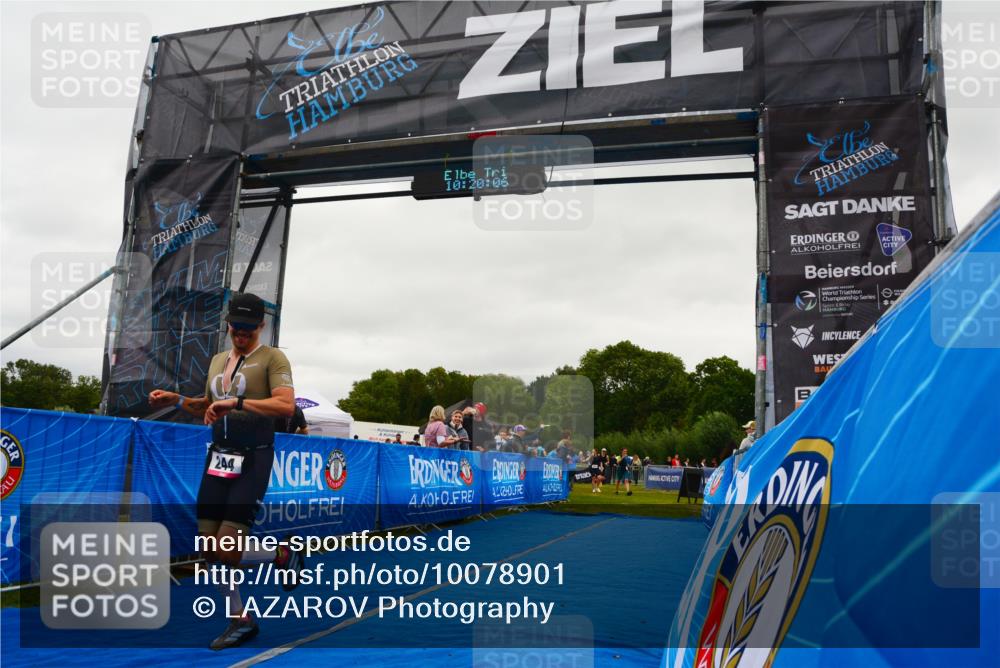 30.08.2026 - Elbe Triathlon Hamburg LAZAROV Photography http://msf.ph/oto/10078901 30.08.2026 10:20:06 Ziel 244 meine-sportfotos.de