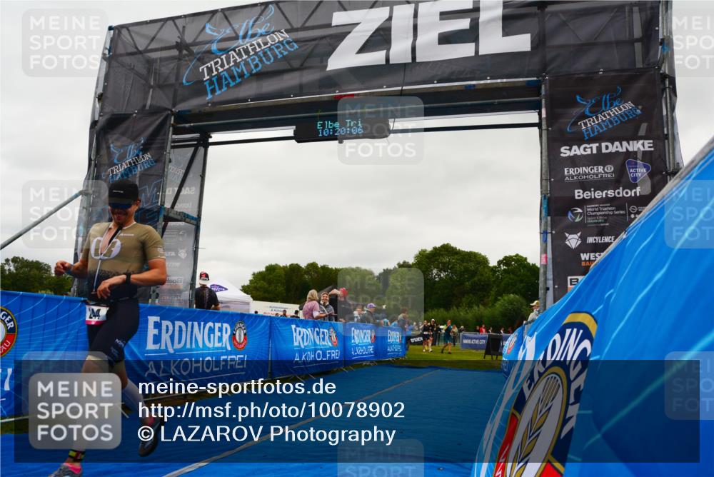 30.08.2026 - Elbe Triathlon Hamburg LAZAROV Photography http://msf.ph/oto/10078902 30.08.2026 10:20:07 Ziel 244 meine-sportfotos.de