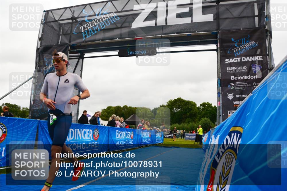 30.08.2026 - Elbe Triathlon Hamburg LAZAROV Photography http://msf.ph/oto/10078931 30.08.2026 10:25:03 Ziel 258, 527 meine-sportfotos.de