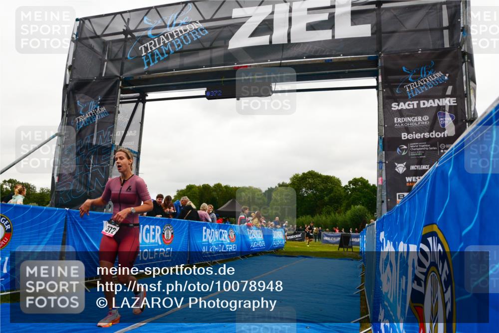 30.08.2026 - Elbe Triathlon Hamburg LAZAROV Photography http://msf.ph/oto/10078948 30.08.2026 10:26:24 Ziel 286, 372 meine-sportfotos.de