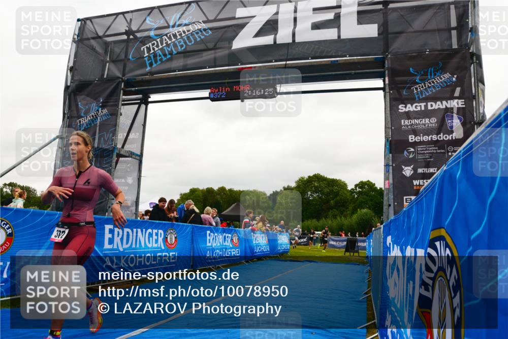 30.08.2026 - Elbe Triathlon Hamburg LAZAROV Photography http://msf.ph/oto/10078950 30.08.2026 10:26:24 Ziel 286, 372 meine-sportfotos.de