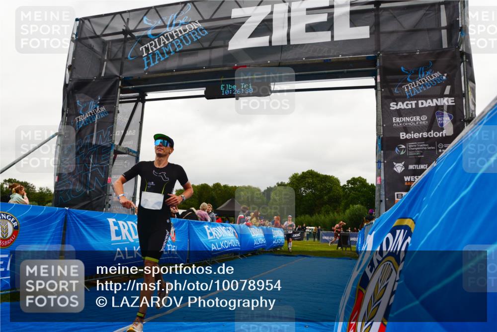 30.08.2026 - Elbe Triathlon Hamburg LAZAROV Photography http://msf.ph/oto/10078954 30.08.2026 10:26:31 Ziel 286, 368 meine-sportfotos.de