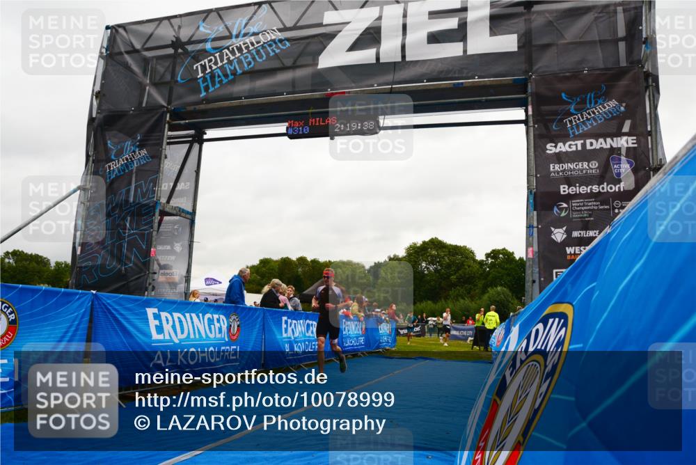 30.08.2026 - Elbe Triathlon Hamburg LAZAROV Photography http://msf.ph/oto/10078999 30.08.2026 10:29:37 Ziel 236, 310, 351 meine-sportfotos.de