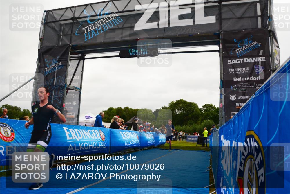 30.08.2026 - Elbe Triathlon Hamburg LAZAROV Photography http://msf.ph/oto/10079026 30.08.2026 10:31:05 Ziel 208, 252, 1895 meine-sportfotos.de