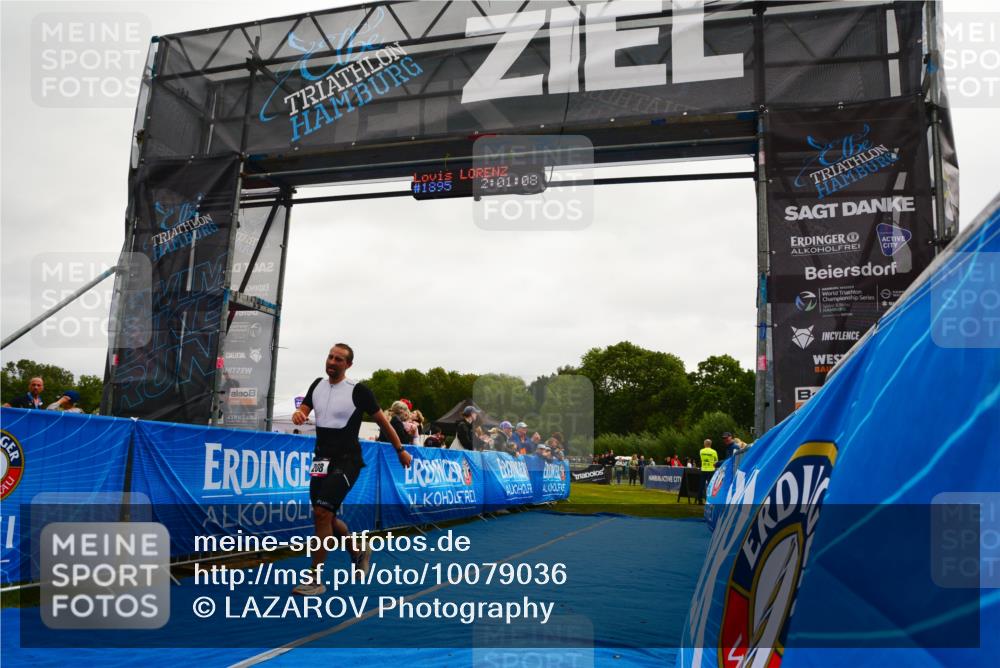 30.08.2026 - Elbe Triathlon Hamburg LAZAROV Photography http://msf.ph/oto/10079036 30.08.2026 10:31:13 Ziel 208 meine-sportfotos.de