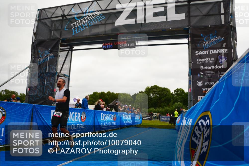 30.08.2026 - Elbe Triathlon Hamburg LAZAROV Photography http://msf.ph/oto/10079040 30.08.2026 10:31:14 Ziel 208 meine-sportfotos.de