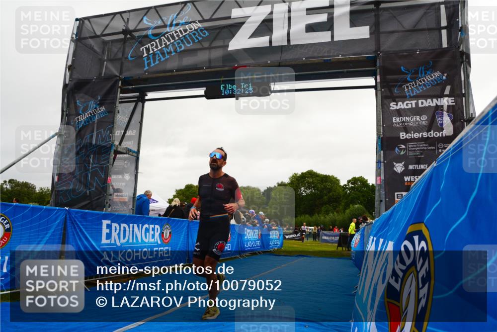 30.08.2026 - Elbe Triathlon Hamburg LAZAROV Photography http://msf.ph/oto/10079052 30.08.2026 10:32:26 Ziel 271, 295 meine-sportfotos.de