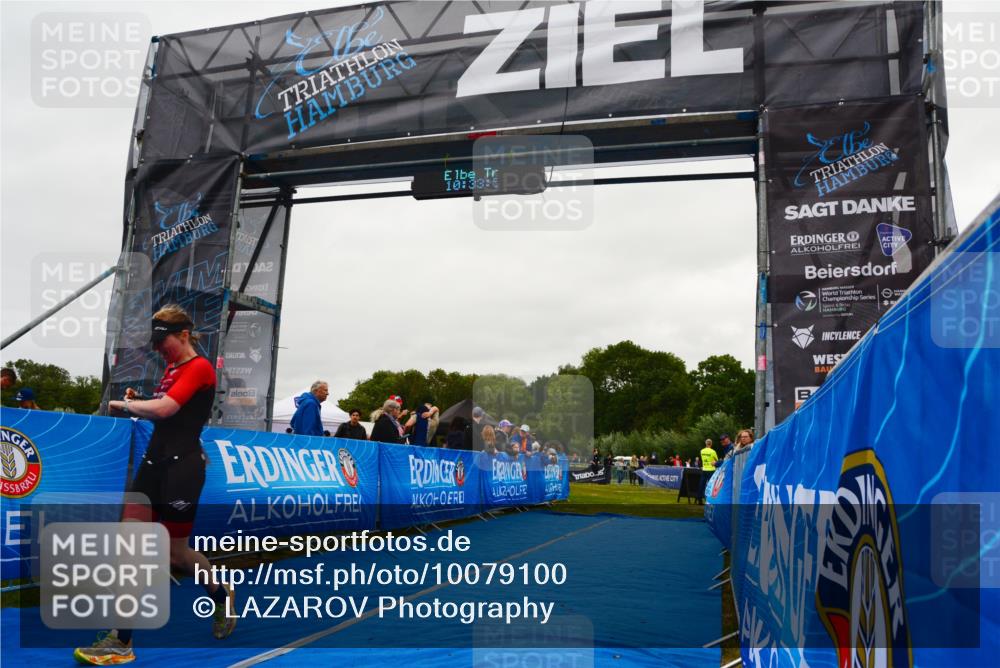 30.08.2026 - Elbe Triathlon Hamburg LAZAROV Photography http://msf.ph/oto/10079100 30.08.2026 10:33:54 Ziel 348 meine-sportfotos.de