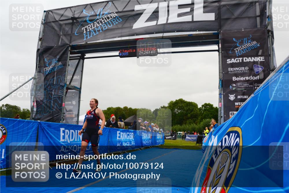 30.08.2026 - Elbe Triathlon Hamburg LAZAROV Photography http://msf.ph/oto/10079124 30.08.2026 10:34:52 Ziel 356 meine-sportfotos.de
