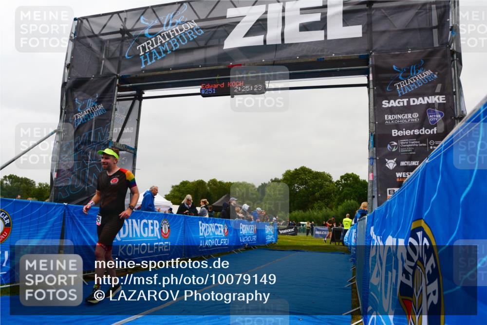 30.08.2026 - Elbe Triathlon Hamburg LAZAROV Photography http://msf.ph/oto/10079149 30.08.2026 10:35:29 Ziel 325 meine-sportfotos.de