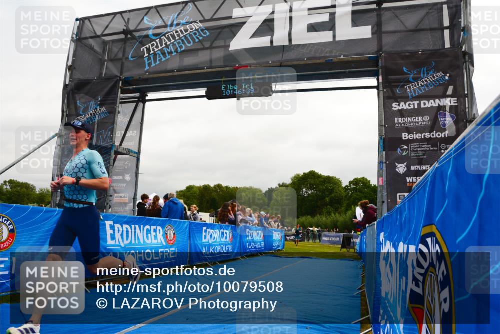 30.08.2026 - Elbe Triathlon Hamburg LAZAROV Photography http://msf.ph/oto/10079508 30.08.2026 10:46:40 Ziel 354, 508 meine-sportfotos.de