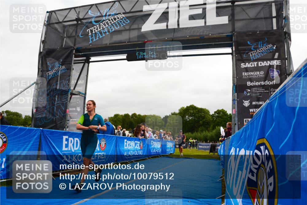 30.08.2026 - Elbe Triathlon Hamburg LAZAROV Photography http://msf.ph/oto/10079512 30.08.2026 10:46:47 Ziel 293, 354, 544 meine-sportfotos.de