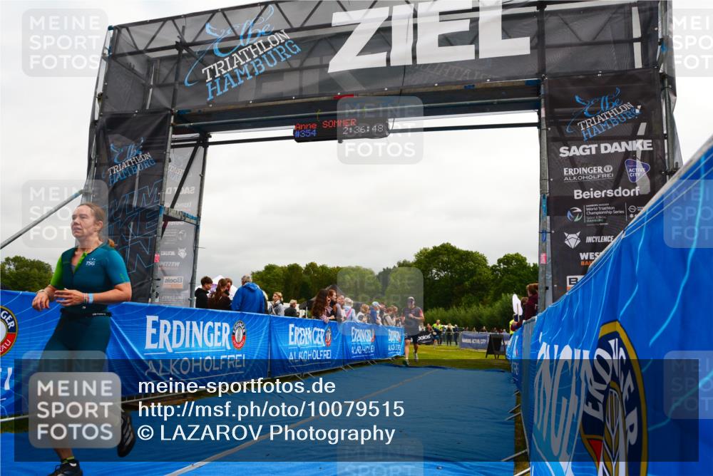 30.08.2026 - Elbe Triathlon Hamburg LAZAROV Photography http://msf.ph/oto/10079515 30.08.2026 10:46:47 Ziel 293, 354, 544 meine-sportfotos.de