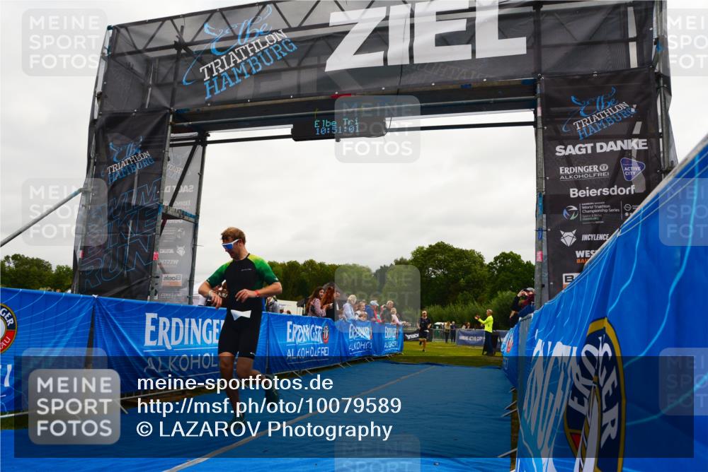30.08.2026 - Elbe Triathlon Hamburg LAZAROV Photography http://msf.ph/oto/10079589 30.08.2026 10:51:01 Ziel 285, 532, 567 meine-sportfotos.de