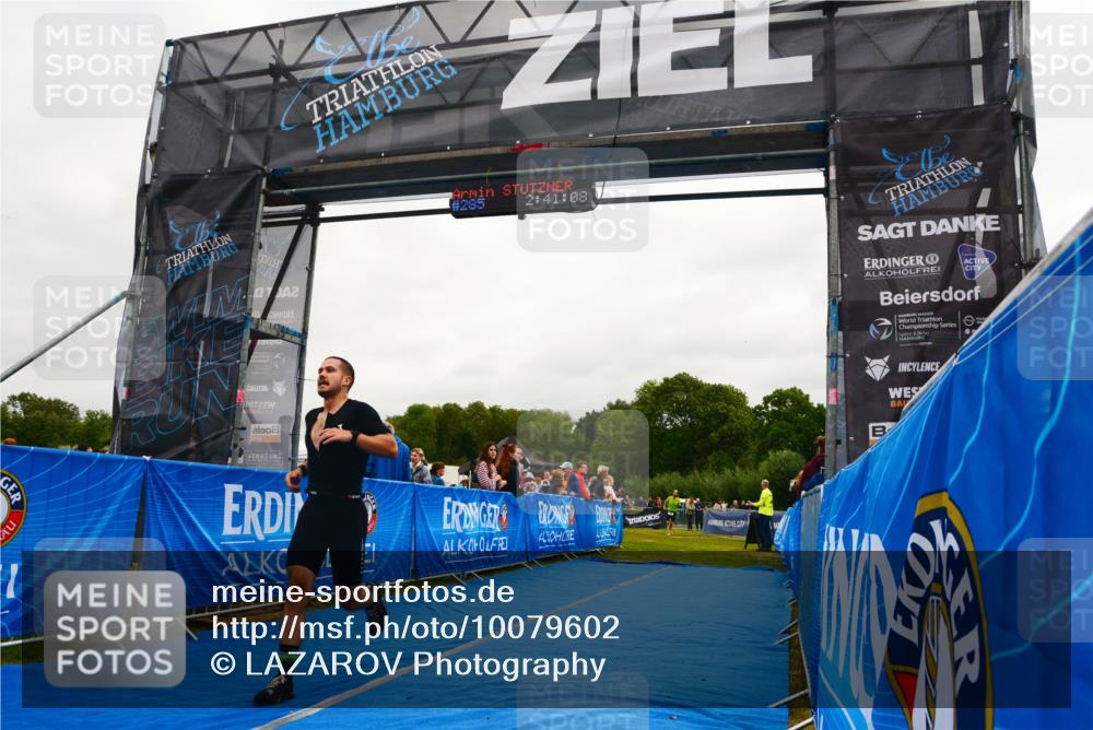 30.08.2026 - Elbe Triathlon Hamburg LAZAROV Photography http://msf.ph/oto/10079602 30.08.2026 10:51:10 Ziel 285, 567, 705 meine-sportfotos.de