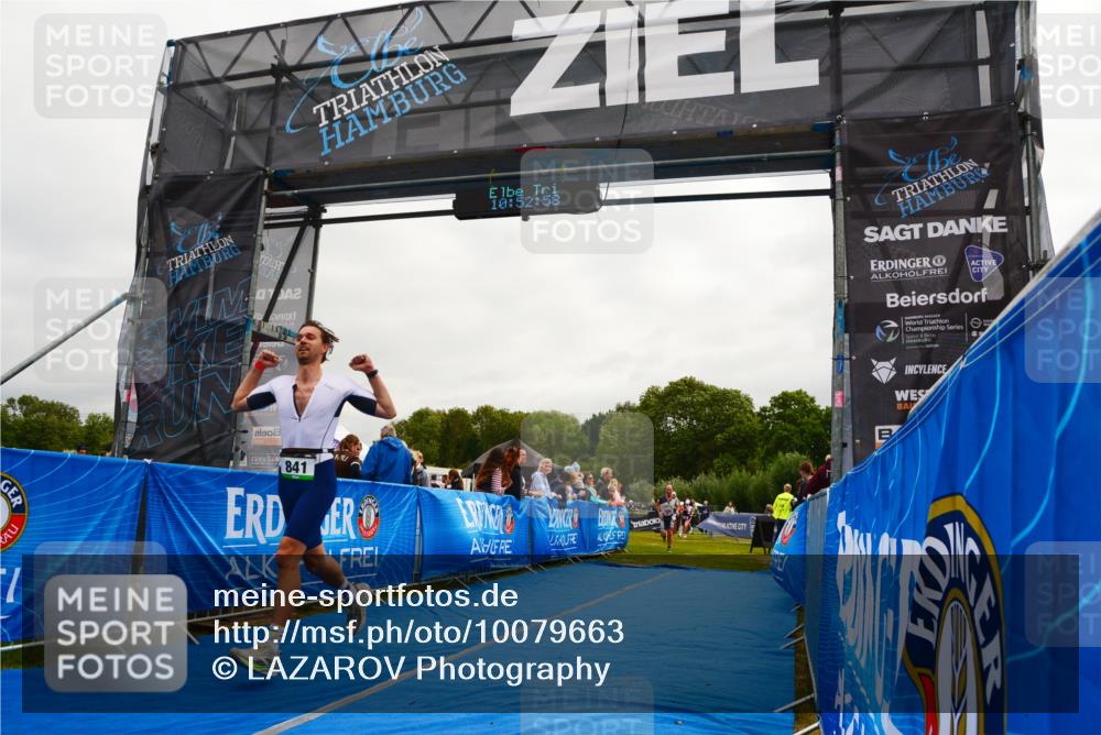 30.08.2026 - Elbe Triathlon Hamburg LAZAROV Photography http://msf.ph/oto/10079663 30.08.2026 10:52:58 Ziel 260, 281, 389, 841 meine-sportfotos.de