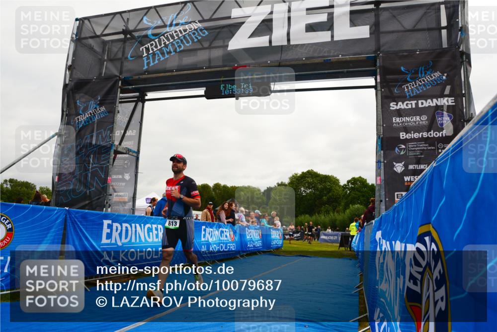 30.08.2026 - Elbe Triathlon Hamburg LAZAROV Photography http://msf.ph/oto/10079687 30.08.2026 10:53:40 Ziel 613 meine-sportfotos.de