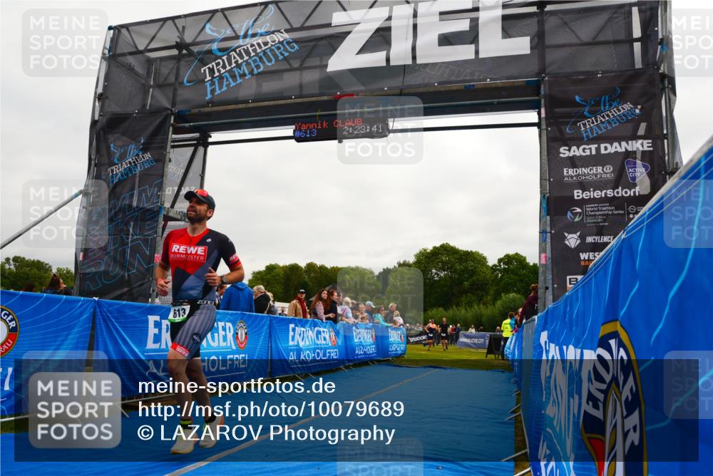 30.08.2026 - Elbe Triathlon Hamburg LAZAROV Photography http://msf.ph/oto/10079689 30.08.2026 10:53:40 Ziel 613 meine-sportfotos.de