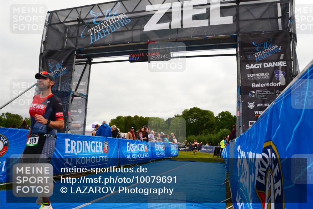 30.08.2026 - Elbe Triathlon Hamburg LAZAROV Photography http://msf.ph/oto/10079691 30.08.2026 10:53:41 Ziel 263, 613 meine-sportfotos.de