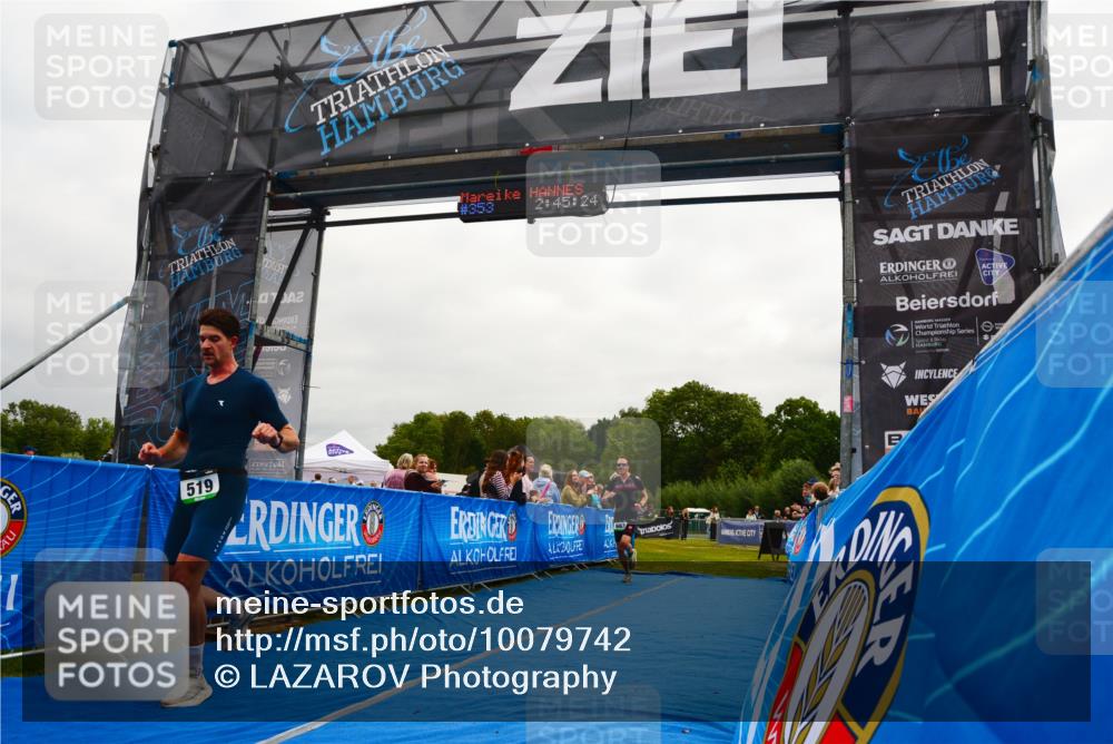 30.08.2026 - Elbe Triathlon Hamburg LAZAROV Photography http://msf.ph/oto/10079742 30.08.2026 10:55:26 Ziel 353, 438, 519, 663 meine-sportfotos.de