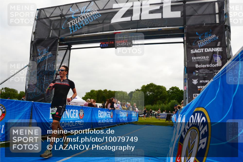 30.08.2026 - Elbe Triathlon Hamburg LAZAROV Photography http://msf.ph/oto/10079749 30.08.2026 10:55:28 Ziel 519, 663 meine-sportfotos.de