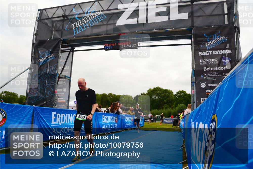 30.08.2026 - Elbe Triathlon Hamburg LAZAROV Photography http://msf.ph/oto/10079756 30.08.2026 10:55:38 Ziel 543, 582, 660 meine-sportfotos.de