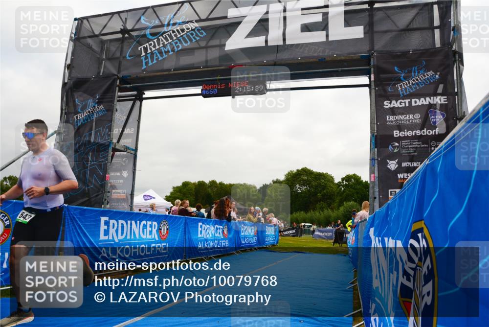 30.08.2026 - Elbe Triathlon Hamburg LAZAROV Photography http://msf.ph/oto/10079768 30.08.2026 10:55:46 Ziel 543 meine-sportfotos.de