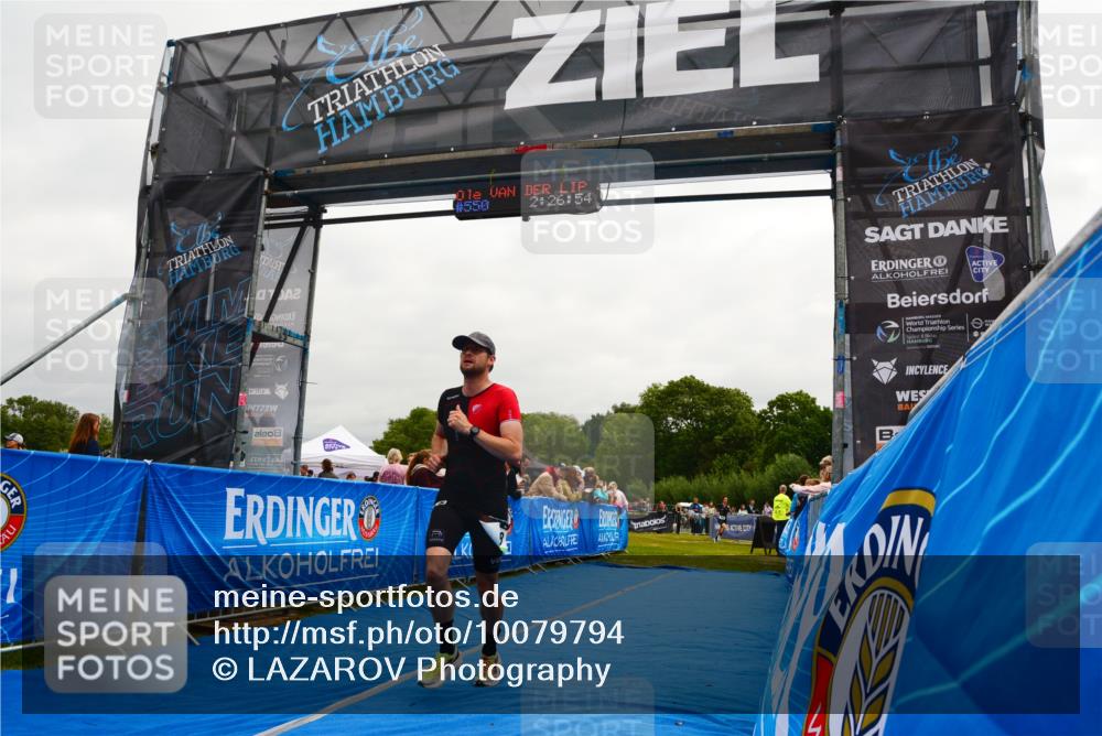 30.08.2026 - Elbe Triathlon Hamburg LAZAROV Photography http://msf.ph/oto/10079794 30.08.2026 10:56:56 Ziel 550, 668 meine-sportfotos.de