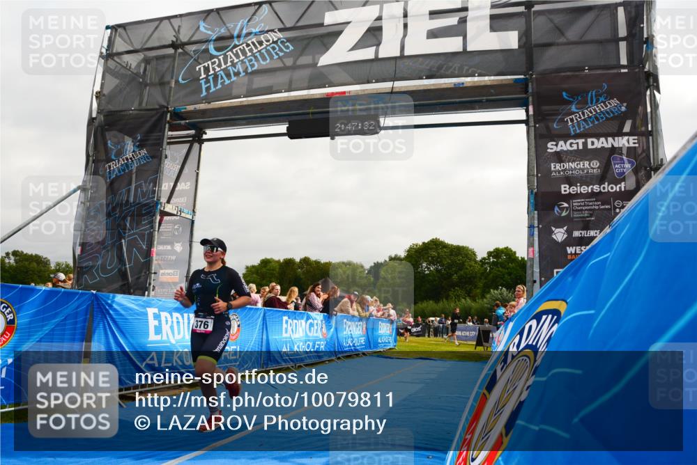 30.08.2026 - Elbe Triathlon Hamburg LAZAROV Photography http://msf.ph/oto/10079811 30.08.2026 10:57:31 Ziel 376 meine-sportfotos.de