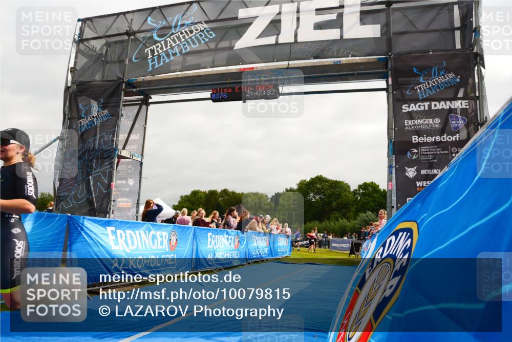 30.08.2026 - Elbe Triathlon Hamburg LAZAROV Photography http://msf.ph/oto/10079815 30.08.2026 10:57:32 Ziel 376 meine-sportfotos.de