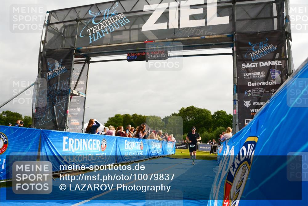 30.08.2026 - Elbe Triathlon Hamburg LAZAROV Photography http://msf.ph/oto/10079837 30.08.2026 10:58:40 Ziel 480, 588 meine-sportfotos.de
