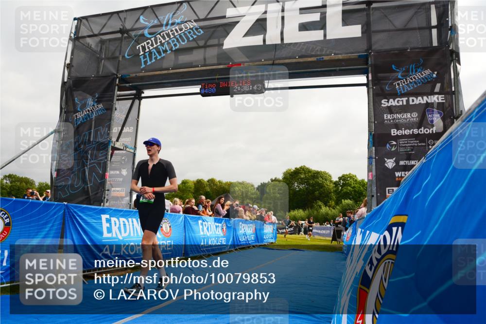30.08.2026 - Elbe Triathlon Hamburg LAZAROV Photography http://msf.ph/oto/10079853 30.08.2026 10:58:45 Ziel 480, 588 meine-sportfotos.de