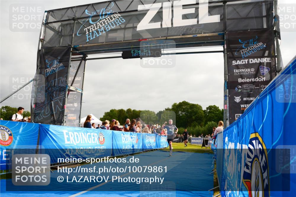 30.08.2026 - Elbe Triathlon Hamburg LAZAROV Photography http://msf.ph/oto/10079861 30.08.2026 10:59:14 Ziel 405, 418, 542 meine-sportfotos.de