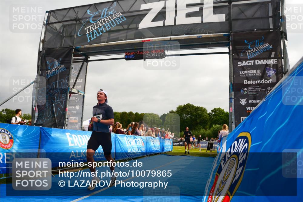 30.08.2026 - Elbe Triathlon Hamburg LAZAROV Photography http://msf.ph/oto/10079865 30.08.2026 10:59:16 Ziel 405, 418, 542 meine-sportfotos.de
