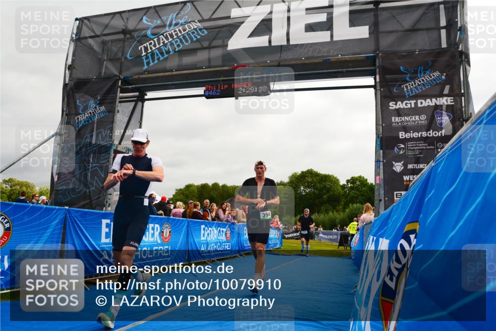 30.08.2026 - Elbe Triathlon Hamburg LAZAROV Photography http://msf.ph/oto/10079910 30.08.2026 10:59:49 Ziel 394, 634, 761 meine-sportfotos.de