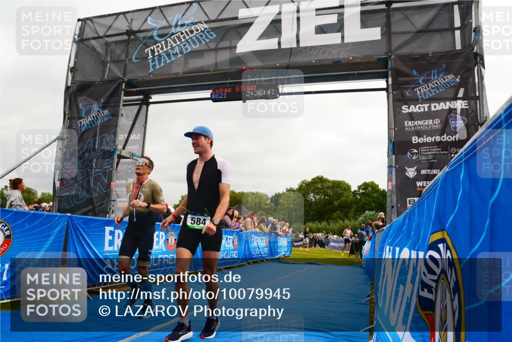 30.08.2026 - Elbe Triathlon Hamburg LAZAROV Photography http://msf.ph/oto/10079945 30.08.2026 11:00:44 Ziel 248, 584 meine-sportfotos.de