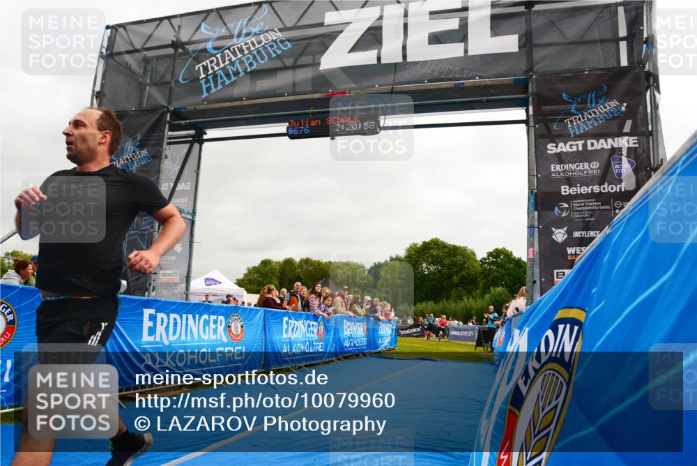 30.08.2026 - Elbe Triathlon Hamburg LAZAROV Photography http://msf.ph/oto/10079960 30.08.2026 11:00:59 Ziel 264, 498, 676, 987 meine-sportfotos.de
