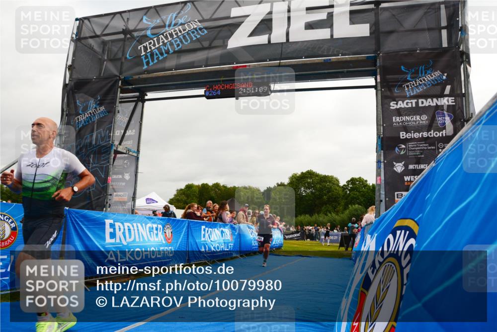 30.08.2026 - Elbe Triathlon Hamburg LAZAROV Photography http://msf.ph/oto/10079980 30.08.2026 11:01:15 Ziel 261, 391 meine-sportfotos.de