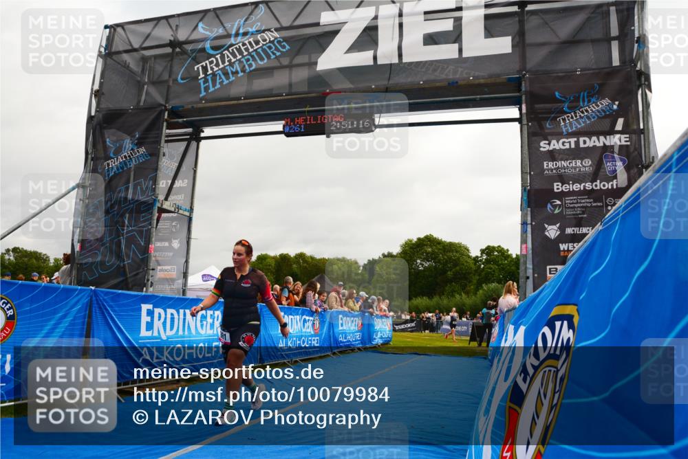 30.08.2026 - Elbe Triathlon Hamburg LAZAROV Photography http://msf.ph/oto/10079984 30.08.2026 11:01:18 Ziel 261, 391 meine-sportfotos.de