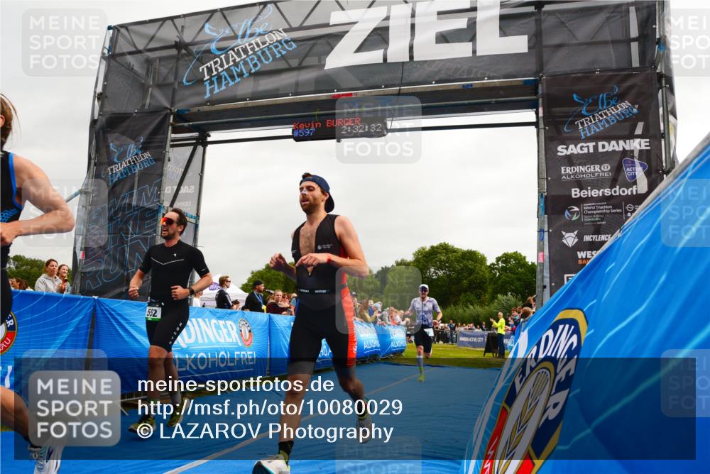 30.08.2026 - Elbe Triathlon Hamburg LAZAROV Photography http://msf.ph/oto/10080029 30.08.2026 11:02:38 Ziel 434, 552, 637, 739, 1116 meine-sportfotos.de