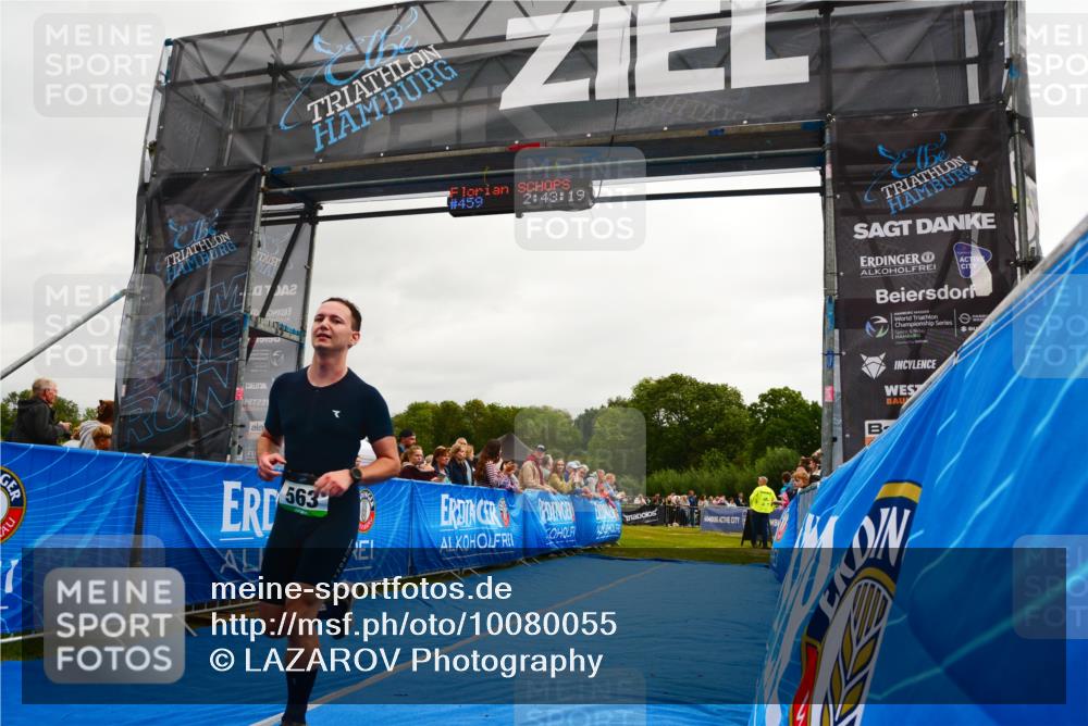 30.08.2026 - Elbe Triathlon Hamburg LAZAROV Photography http://msf.ph/oto/10080055 30.08.2026 11:03:23 Ziel 563 meine-sportfotos.de