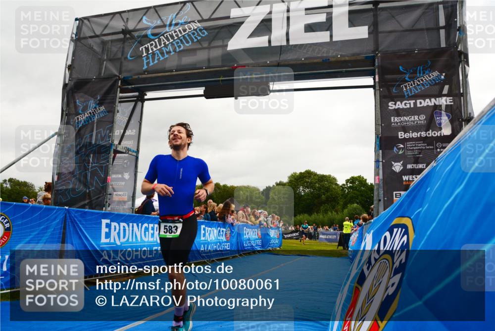 30.08.2026 - Elbe Triathlon Hamburg LAZAROV Photography http://msf.ph/oto/10080061 30.08.2026 11:03:42 Ziel 583 meine-sportfotos.de