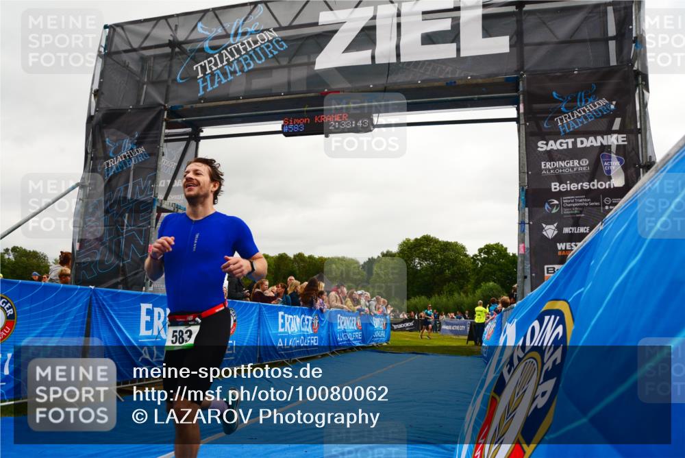30.08.2026 - Elbe Triathlon Hamburg LAZAROV Photography http://msf.ph/oto/10080062 30.08.2026 11:03:42 Ziel 583 meine-sportfotos.de